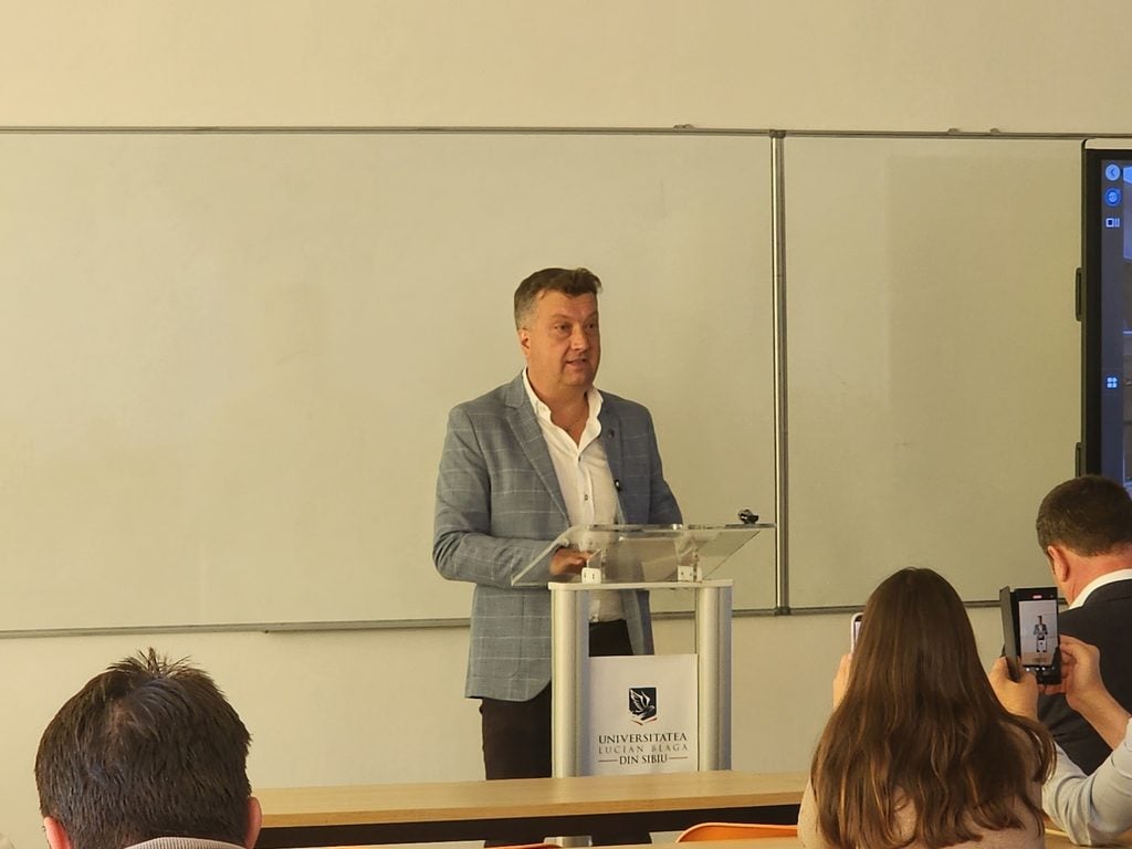 Florin Sofonea, decanul Facultății de Științe. Foto: turnulsfatului.ro