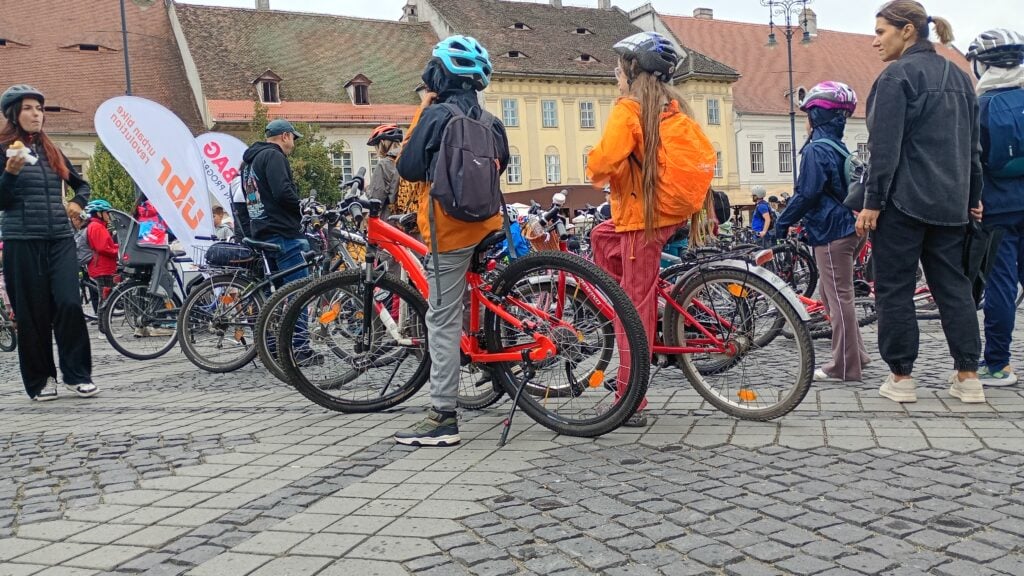 La eveniment au participat sibieni de toate vârstele. Foto: turnulsfatului.ro
