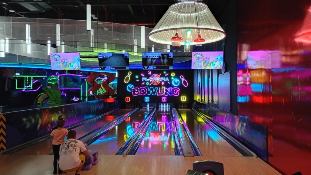 bowling Playtopia 5