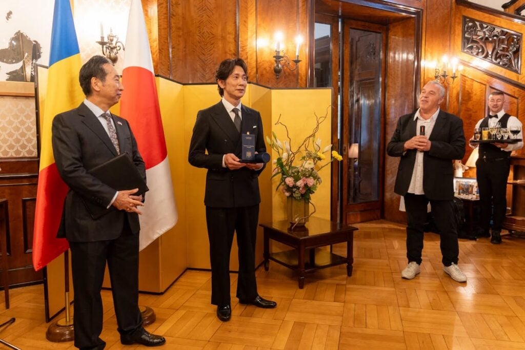 distinctie kuranosuke sasaki foto TNRS Facebook1