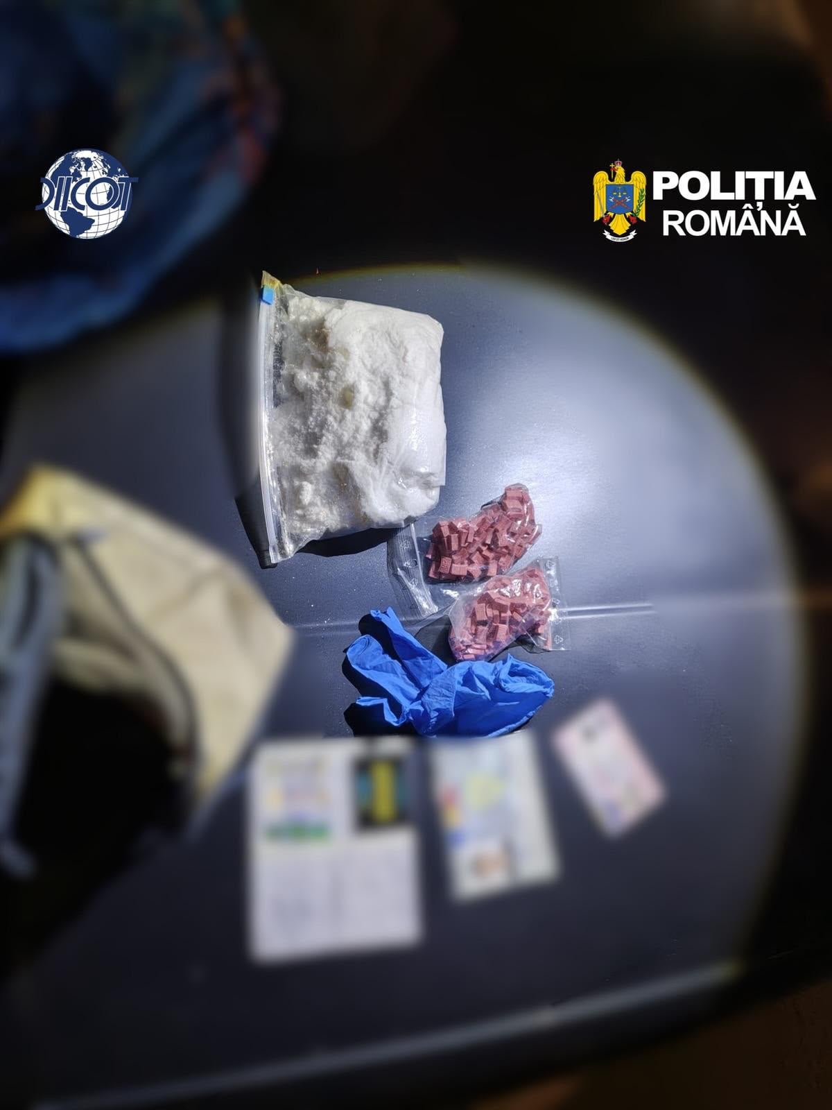 Droguri capturate de polițiști în cadrul acțiunii. Foto: IPJ Sibiu