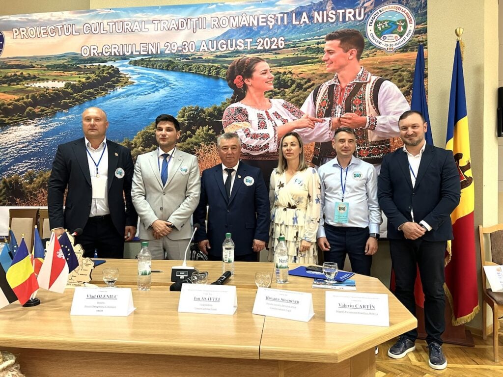 junii la festivalul de pe malul nistrului publicitate foto CJ1