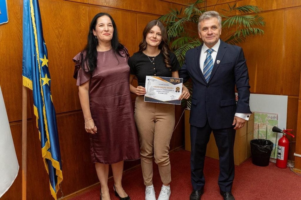 premii elevi medias publicitate foto primaria2