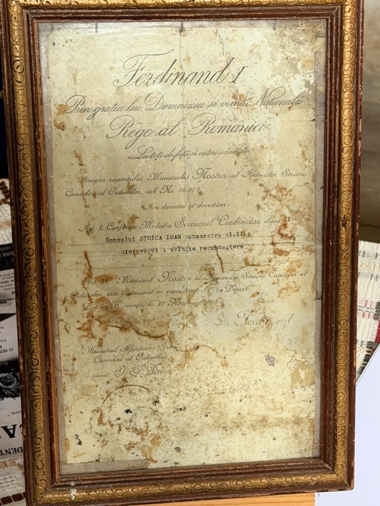 Distincția primită de Ioan Stoica de la regele Ferdinand I. Foto: Dragoș Lăpădat / Asociația Cordiana