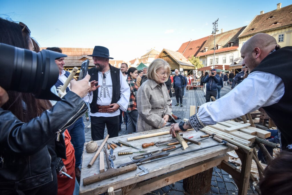 Ciprian Ștefan și Astrid Fodor, la Târgul Internațional de Ecoturism. Foto: Silvana Armat / turnulsfatului.ro