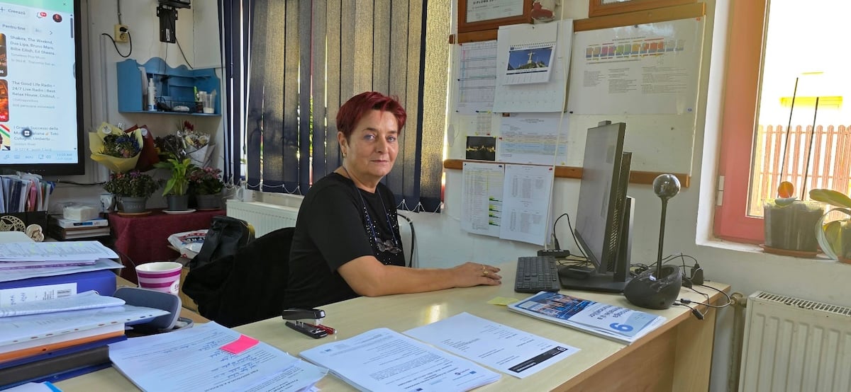 Daniela Elena Ionele: „Aș fi vrut să aud mai des vocile profesorilor și ale elevilor din aceste școli și să văd mai multă preocupare pentru problemele cu care ne confruntăm.” Sursa foto: Liceul „August Treboniu Laurian”
