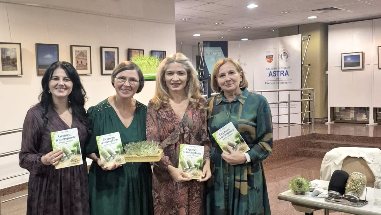 Foto, de la stânga la dreapta: Odeta Veștemean, Doina Blaga, dr. Georgiana Nicolescu și conf. univ. dr. Cecilia Georgescu