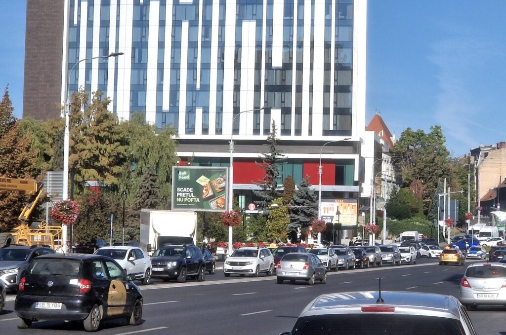 coada masini piata unirii