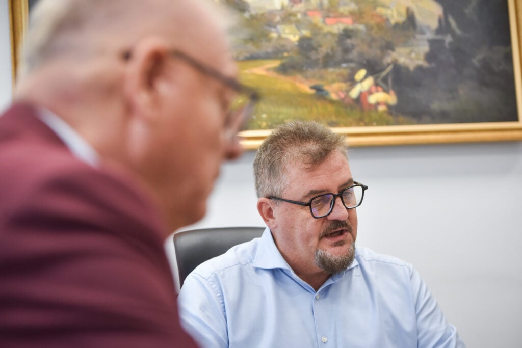 Mircea Orlățan se va baza pe o majoritate construită în jurul filialei PNL condusă de Gheorghe Huja. Foto: Silvana Armat / turnulsfatului.ro