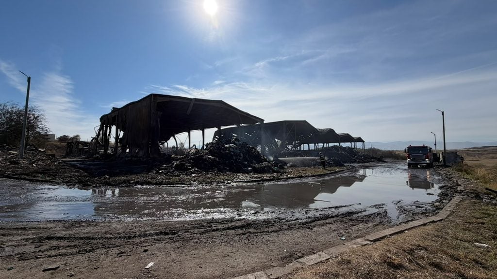 incendiu statia de sortare foto isu sibiu1