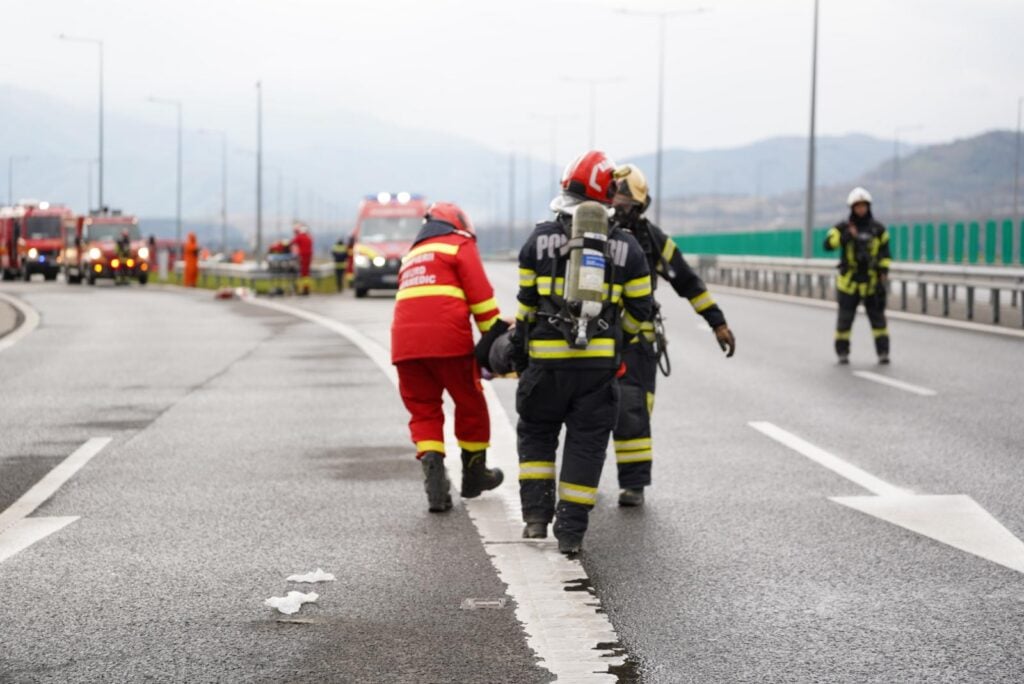 isu exercitiu A18