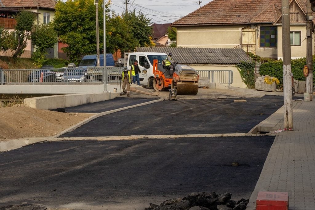 lucrari reabilitare valea mosnei publicitate foto primaria medias4