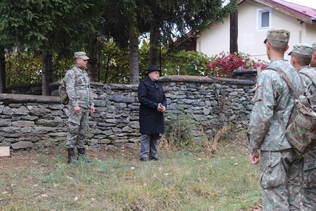 militari cimitir 3