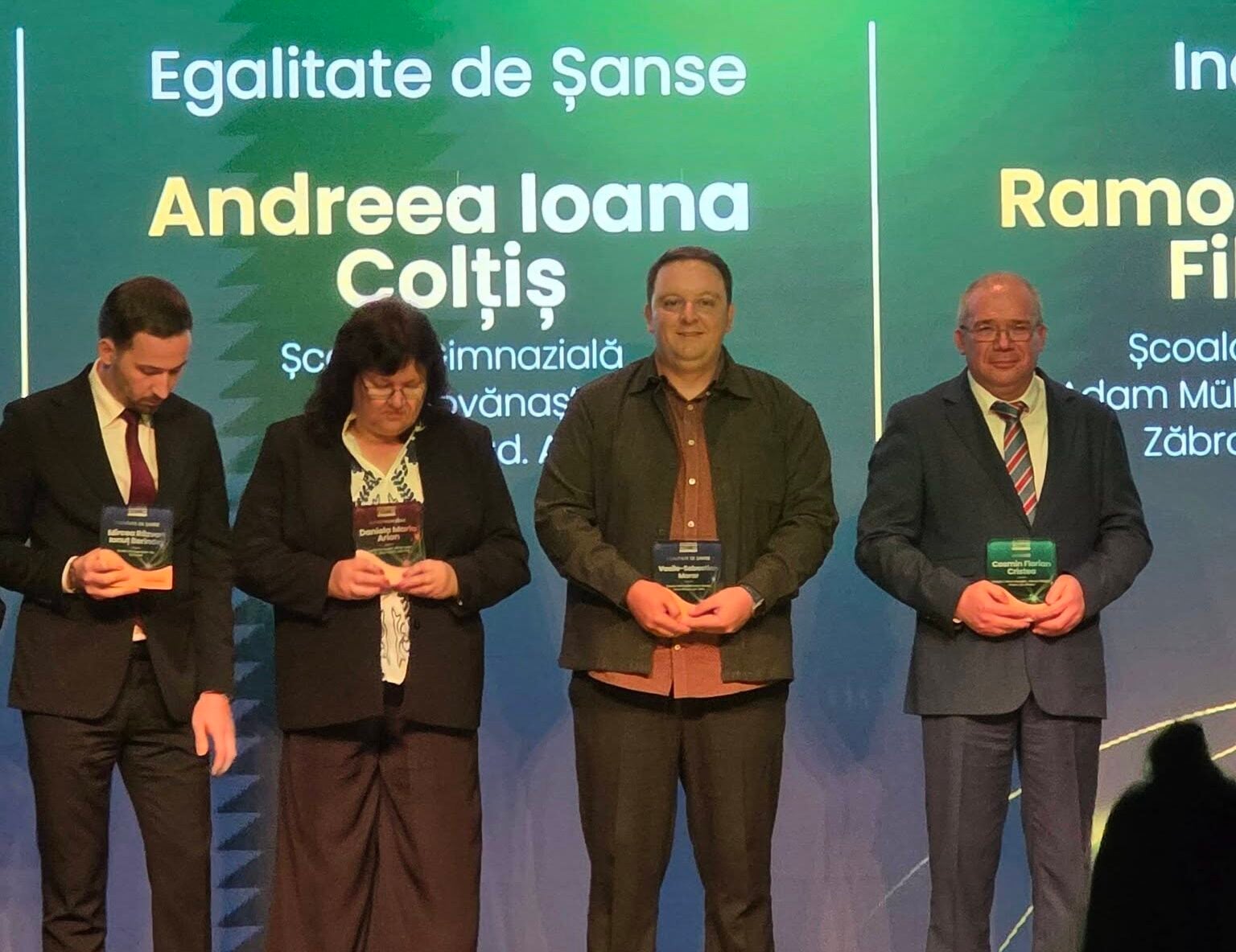 Sebastan Morar (al doilea de la dreapta), la Gala Premiilor pentru Directorii Anului. Foto: Sebastan Morar / Facebook
