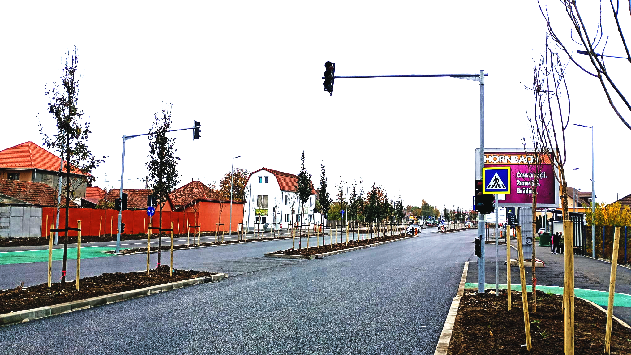 Calea Șurii Mariva avea acum patru semafoare pe segmentul modernizat Foto: turnulsfatului.ro