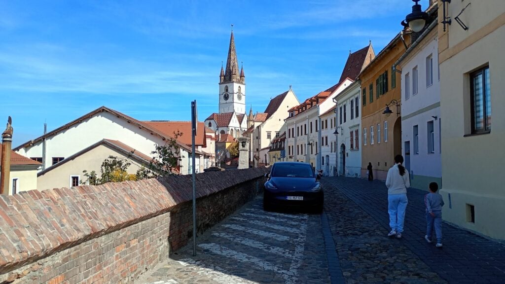 Strada Centumvirilor. Foto: turnulsfatului.ro